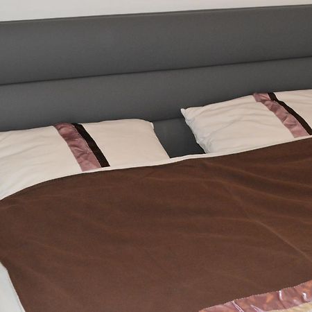 Apartment Bulevar Belgrad Exterior foto